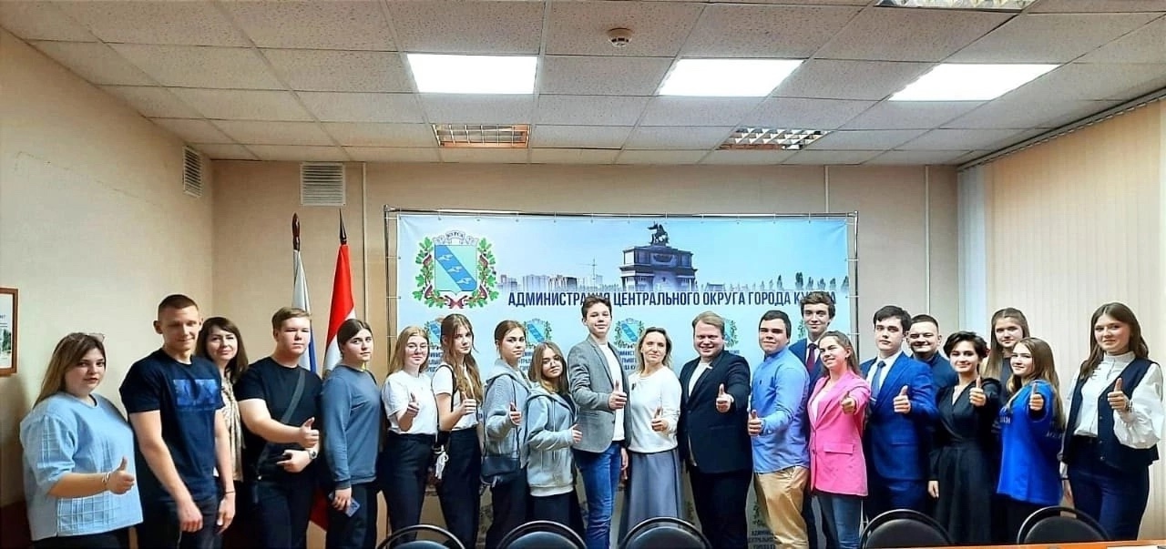 Встреча с активом Молодежного Совета при главе администрации округа.